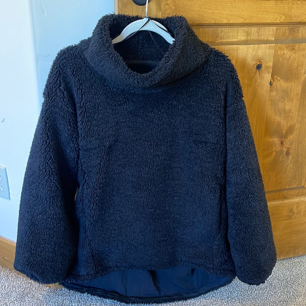 Lululemon Sherpa Pullover Mock Sweater
